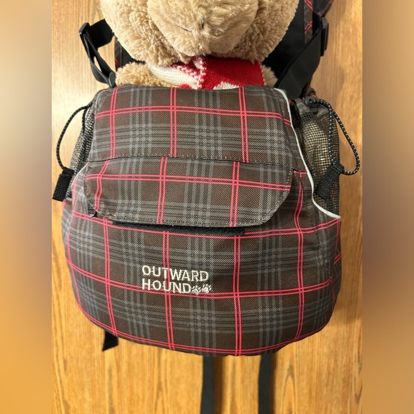 Outward Hound Front Carry Pet Pouch - Picture 3 of 9